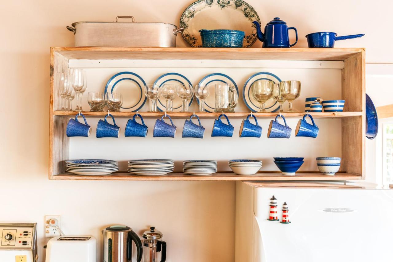 Sunshine Cottage By The Sea - Stay Waiheke Onetangi ภายนอก รูปภาพ